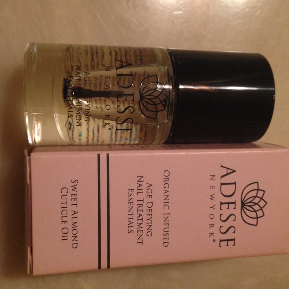 Adesse Sweet Almond Cuticle Oil New